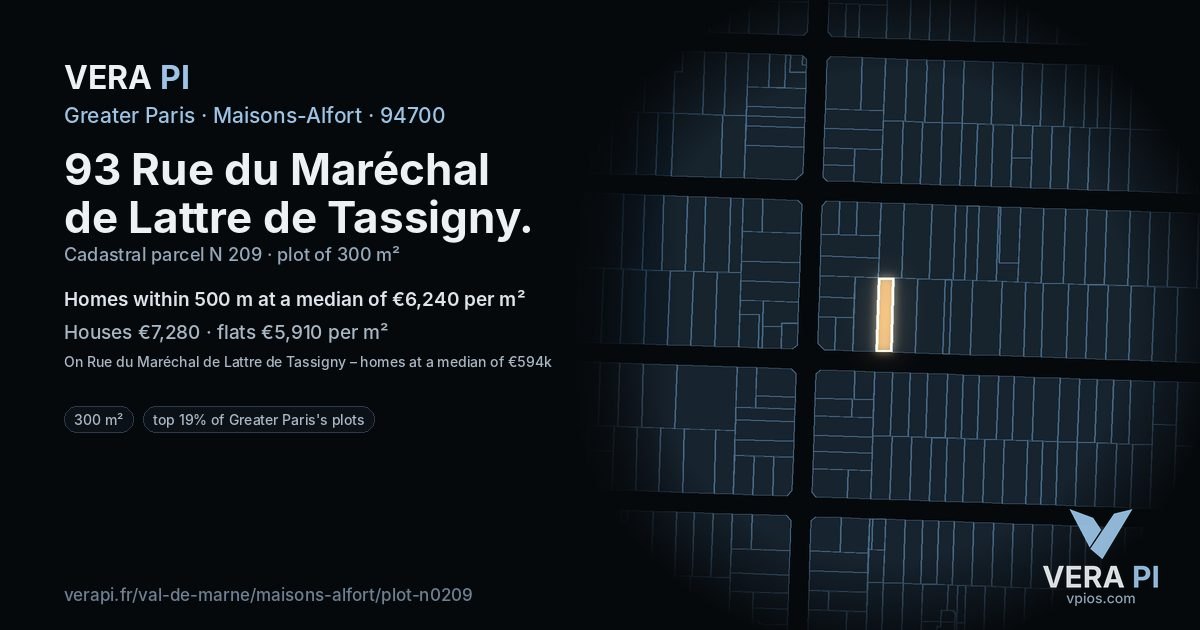 93 Rue du Maréchal de Lattre de Tassigny, Maisons-Alfort at night – the plot lit, the parcels around coloured by the prices near them