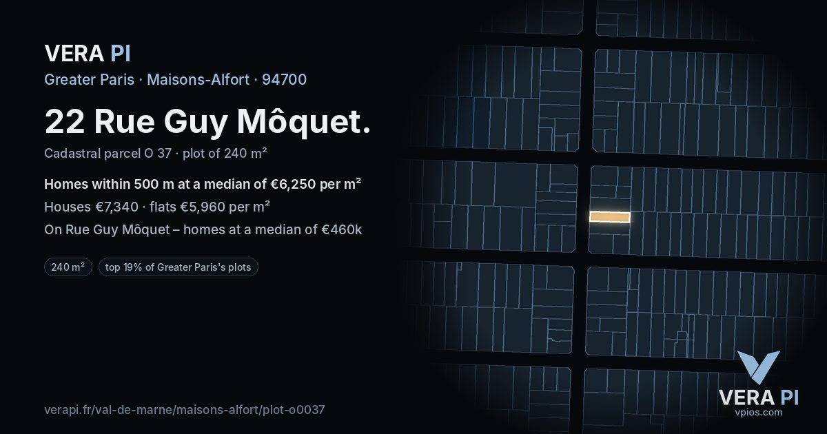 22 Rue Guy Môquet, Maisons-Alfort at night – the plot lit, the parcels around coloured by the prices near them