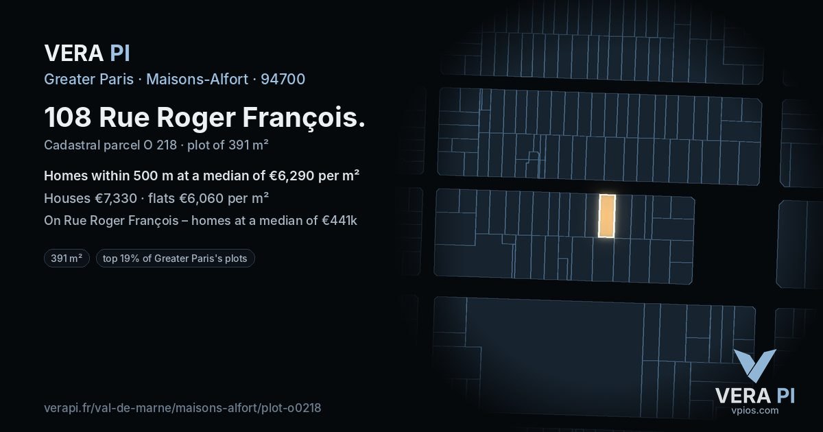 108 Rue Roger François, Maisons-Alfort at night – the plot lit, the parcels around coloured by the prices near them