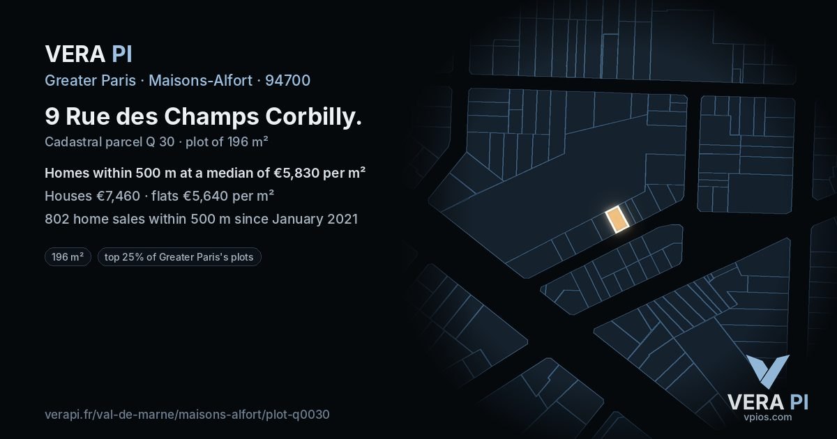 9 Rue des Champs Corbilly, Maisons-Alfort at night – the plot lit, the parcels around coloured by the prices near them