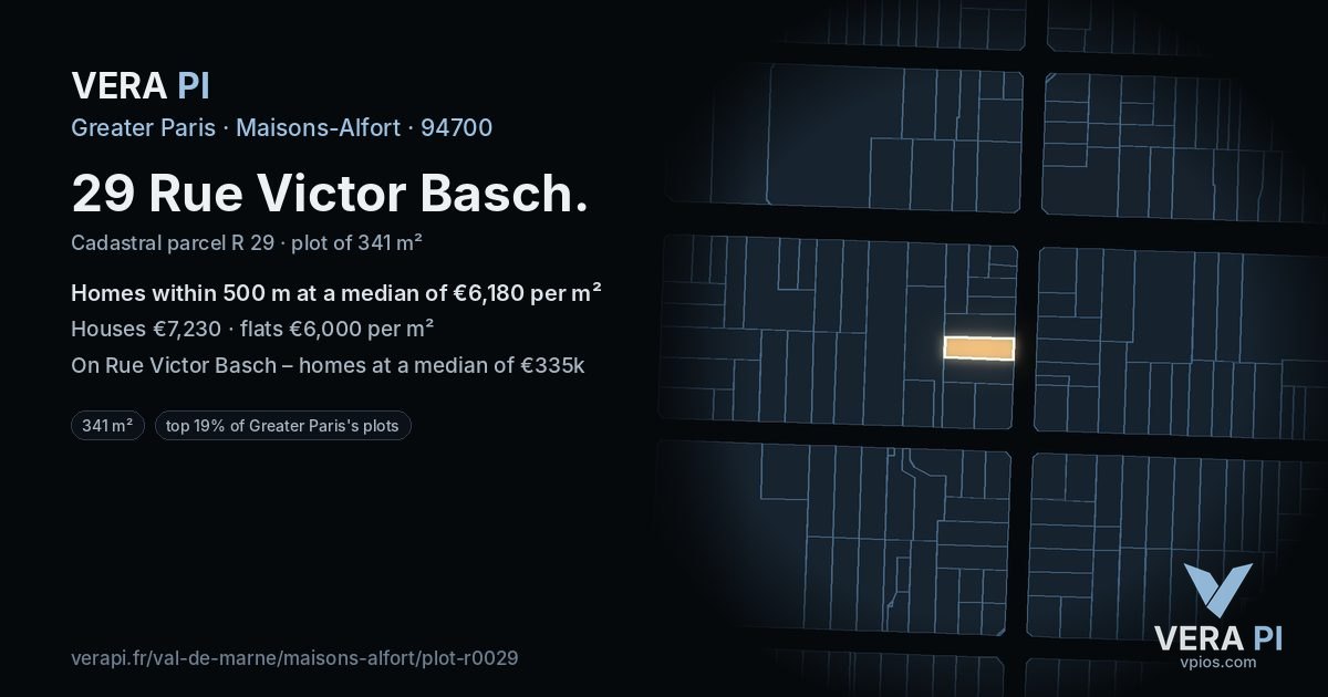 29 Rue Victor Basch, Maisons-Alfort at night – the plot lit, the parcels around coloured by the prices near them