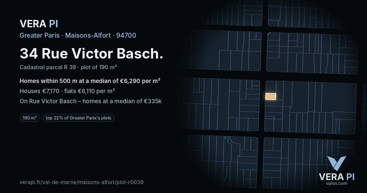 34 Rue Victor Basch, Maisons-Alfort at night – the plot lit, the parcels around coloured by the prices near them