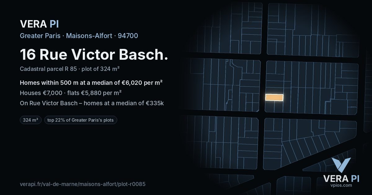 16 Rue Victor Basch, Maisons-Alfort at night – the plot lit, the parcels around coloured by the prices near them
