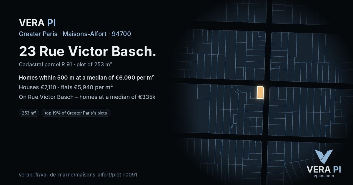 23 Rue Victor Basch, Maisons-Alfort at night – the plot lit, the parcels around coloured by the prices near them