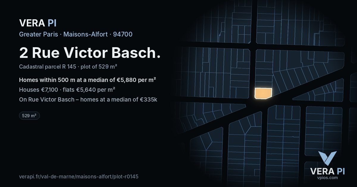 2 Rue Victor Basch, Maisons-Alfort at night – the plot lit, the parcels around coloured by the prices near them