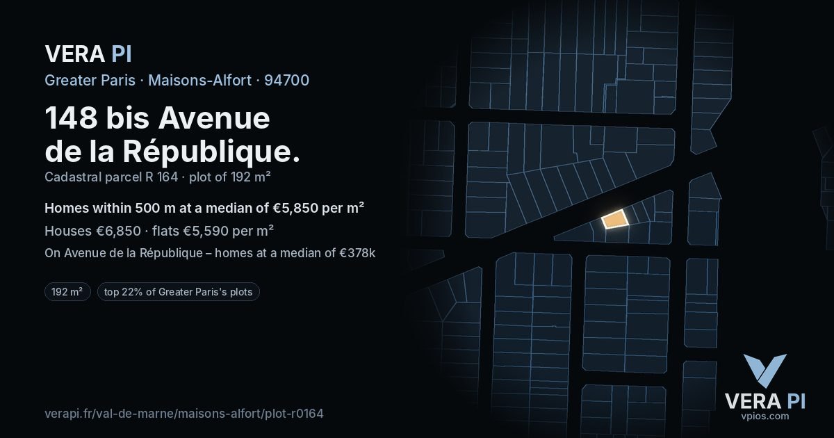 148 bis Avenue de la République, Maisons-Alfort at night – the plot lit, the parcels around coloured by the prices near them