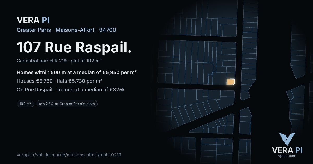107 Rue Raspail, Maisons-Alfort at night – the plot lit, the parcels around coloured by the prices near them
