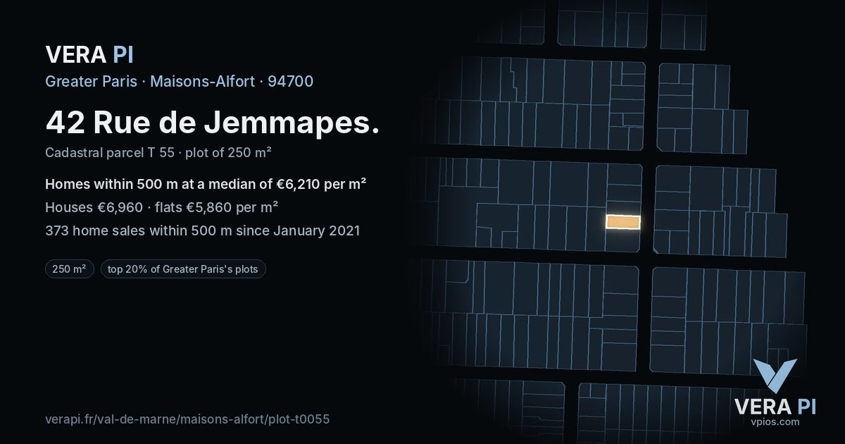 42 Rue de Jemmapes, Maisons-Alfort at night – the plot lit, the parcels around coloured by the prices near them