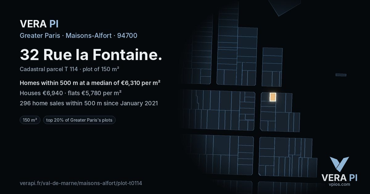 32 Rue la Fontaine, Maisons-Alfort at night – the plot lit, the parcels around coloured by the prices near them