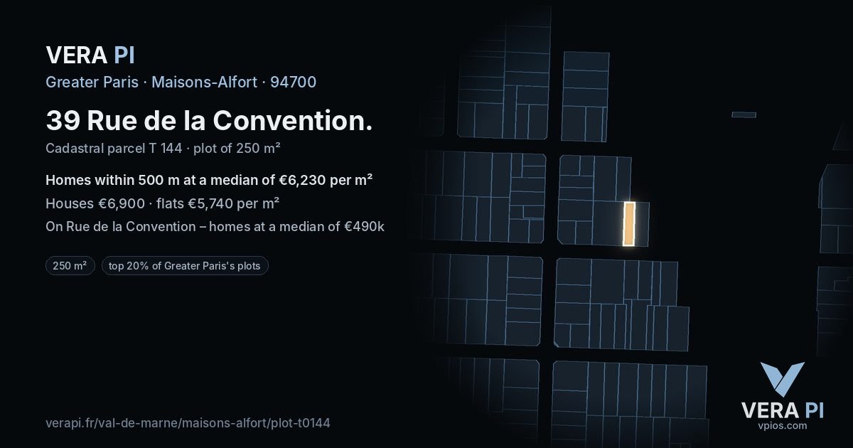 39 Rue de la Convention, Maisons-Alfort at night – the plot lit, the parcels around coloured by the prices near them