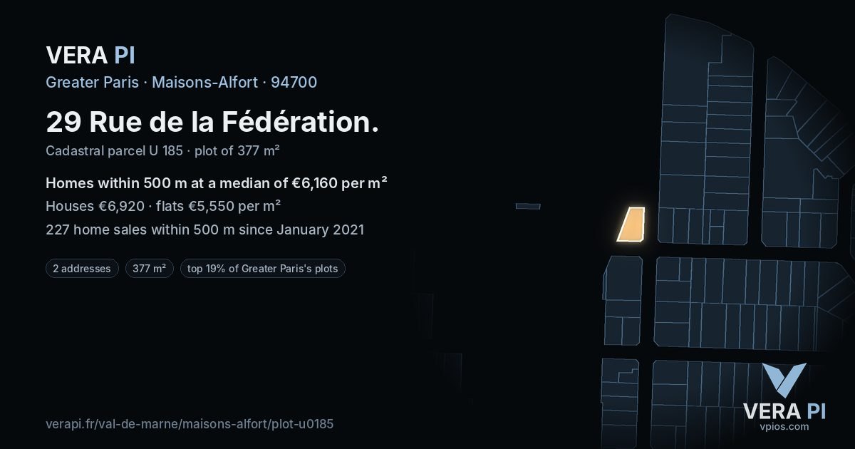 29 Rue de la Fédération, Maisons-Alfort at night – the plot lit, the parcels around coloured by the prices near them