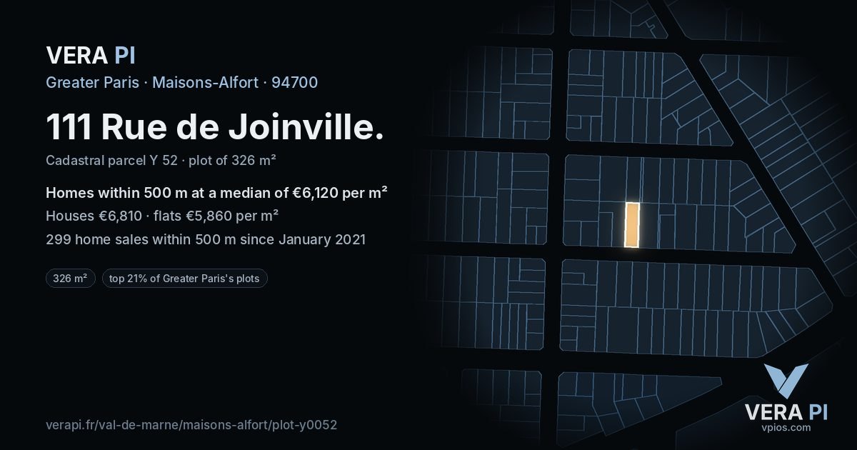 111 Rue de Joinville, Maisons-Alfort at night – the plot lit, the parcels around coloured by the prices near them