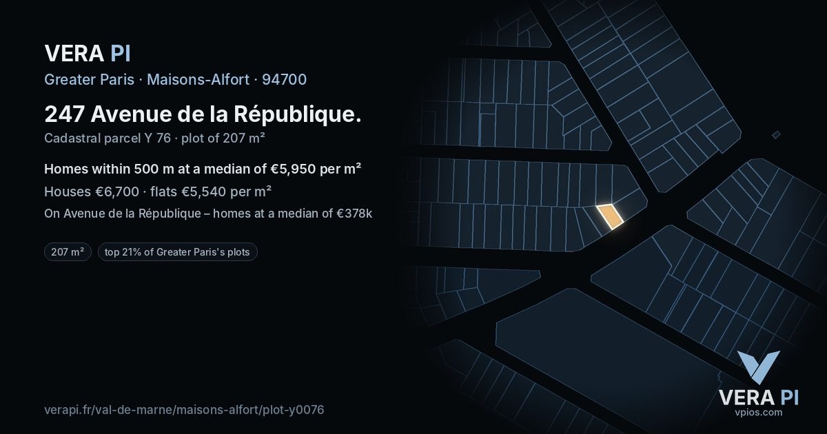 247 Avenue de la République, Maisons-Alfort at night – the plot lit, the parcels around coloured by the prices near them