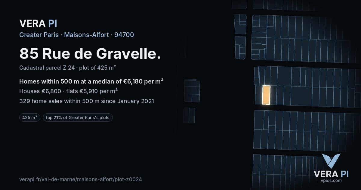 85 Rue de Gravelle, Maisons-Alfort at night – the plot lit, the parcels around coloured by the prices near them
