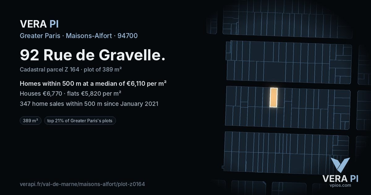 92 Rue de Gravelle, Maisons-Alfort at night – the plot lit, the parcels around coloured by the prices near them