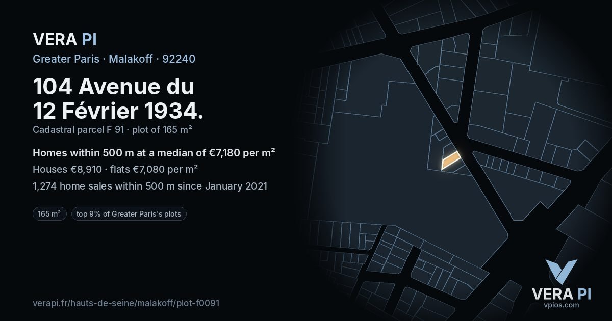 104 Avenue du 12 Février 1934, Malakoff at night – the plot lit, the parcels around coloured by the prices near them