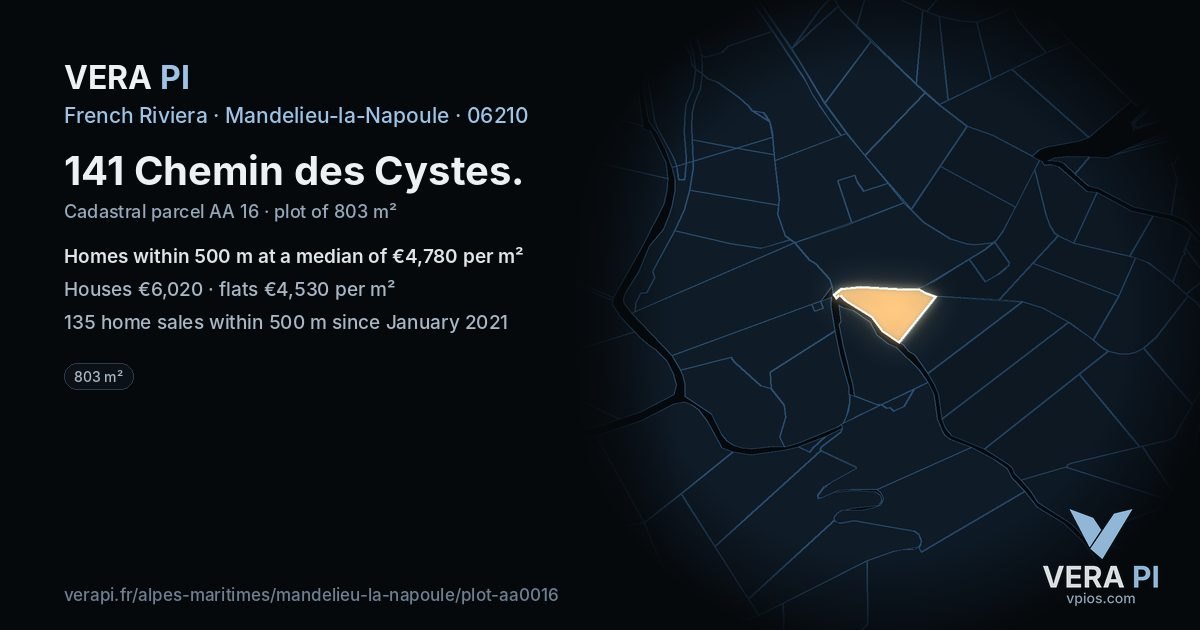 141 Chemin des Cystes, Mandelieu-la-Napoule at night – the plot lit, the parcels around coloured by the prices near them