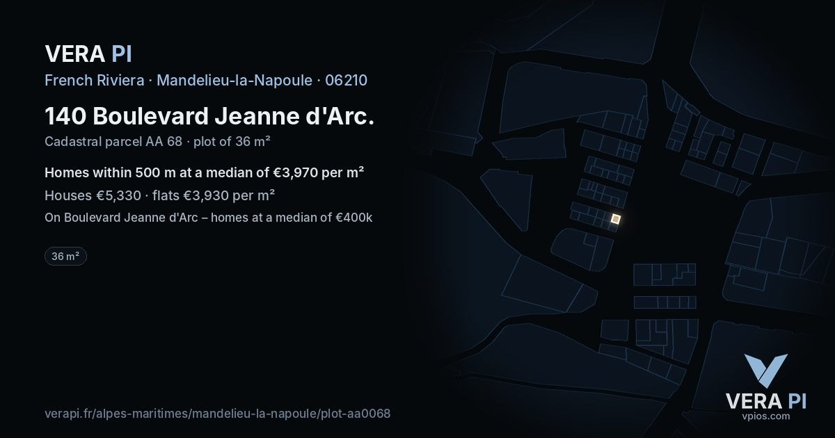 140 Boulevard Jeanne d'Arc, Mandelieu-la-Napoule at night – the plot lit, the parcels around coloured by the prices near them