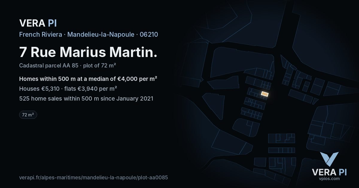 7 Rue Marius Martin, Mandelieu-la-Napoule at night – the plot lit, the parcels around coloured by the prices near them