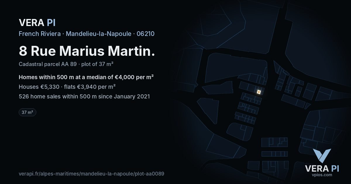 8 Rue Marius Martin, Mandelieu-la-Napoule at night – the plot lit, the parcels around coloured by the prices near them