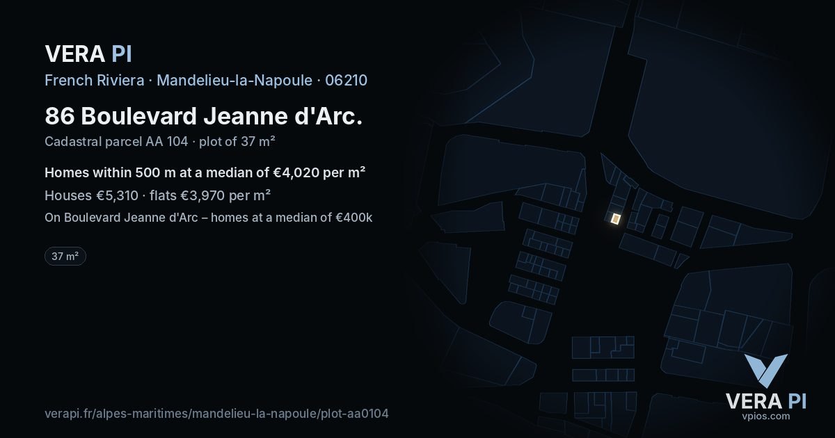 86 Boulevard Jeanne d'Arc, Mandelieu-la-Napoule at night – the plot lit, the parcels around coloured by the prices near them