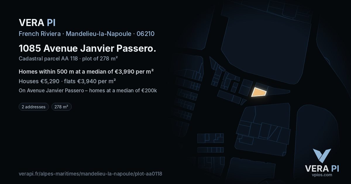 1085 Avenue Janvier Passero, Mandelieu-la-Napoule at night – the plot lit, the parcels around coloured by the prices near them