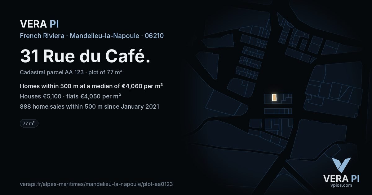 31 Rue du Café, Mandelieu-la-Napoule at night – the plot lit, the parcels around coloured by the prices near them