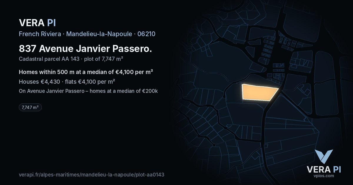 837 Avenue Janvier Passero, Mandelieu-la-Napoule at night – the plot lit, the parcels around coloured by the prices near them