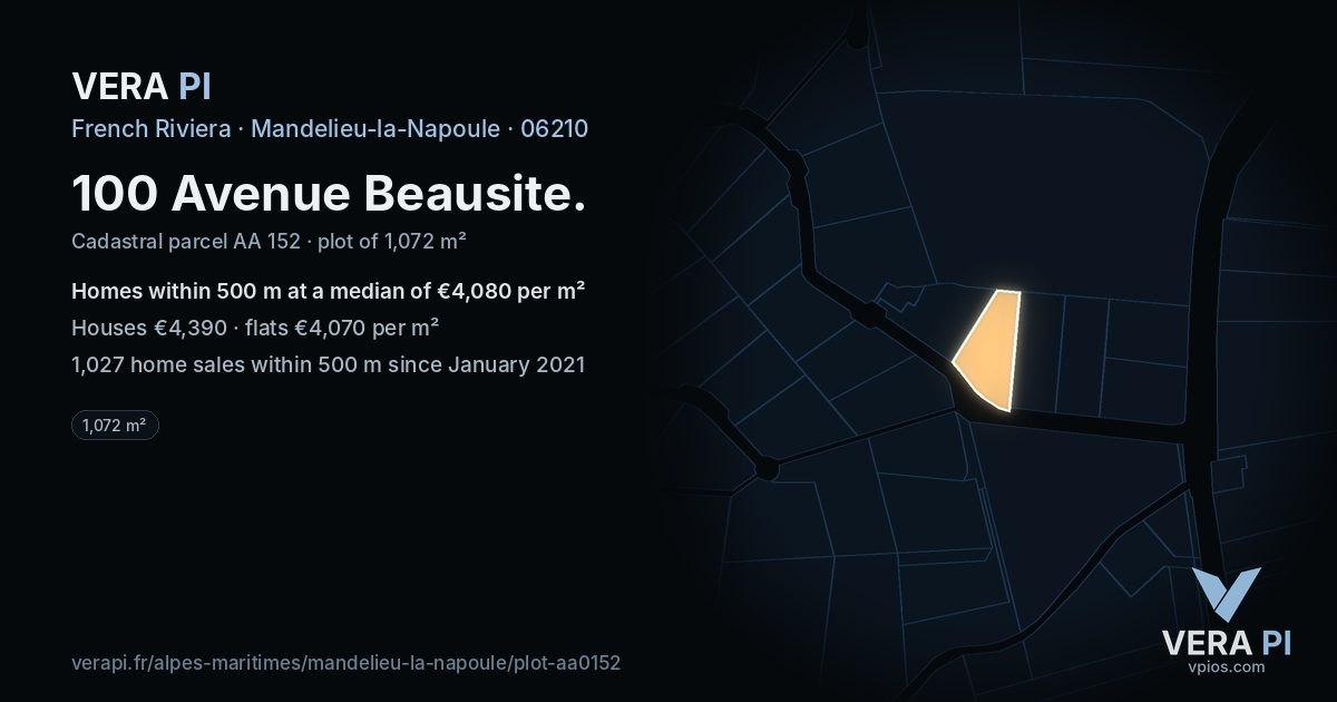 100 Avenue Beausite, Mandelieu-la-Napoule at night – the plot lit, the parcels around coloured by the prices near them