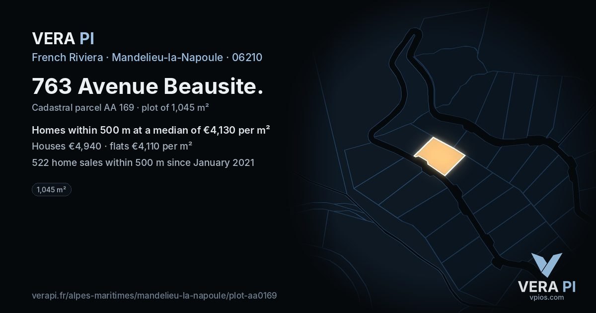 763 Avenue Beausite, Mandelieu-la-Napoule at night – the plot lit, the parcels around coloured by the prices near them