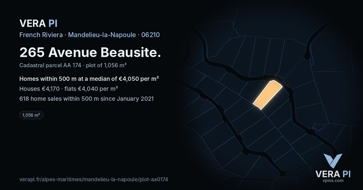 265 Avenue Beausite, Mandelieu-la-Napoule at night – the plot lit, the parcels around coloured by the prices near them