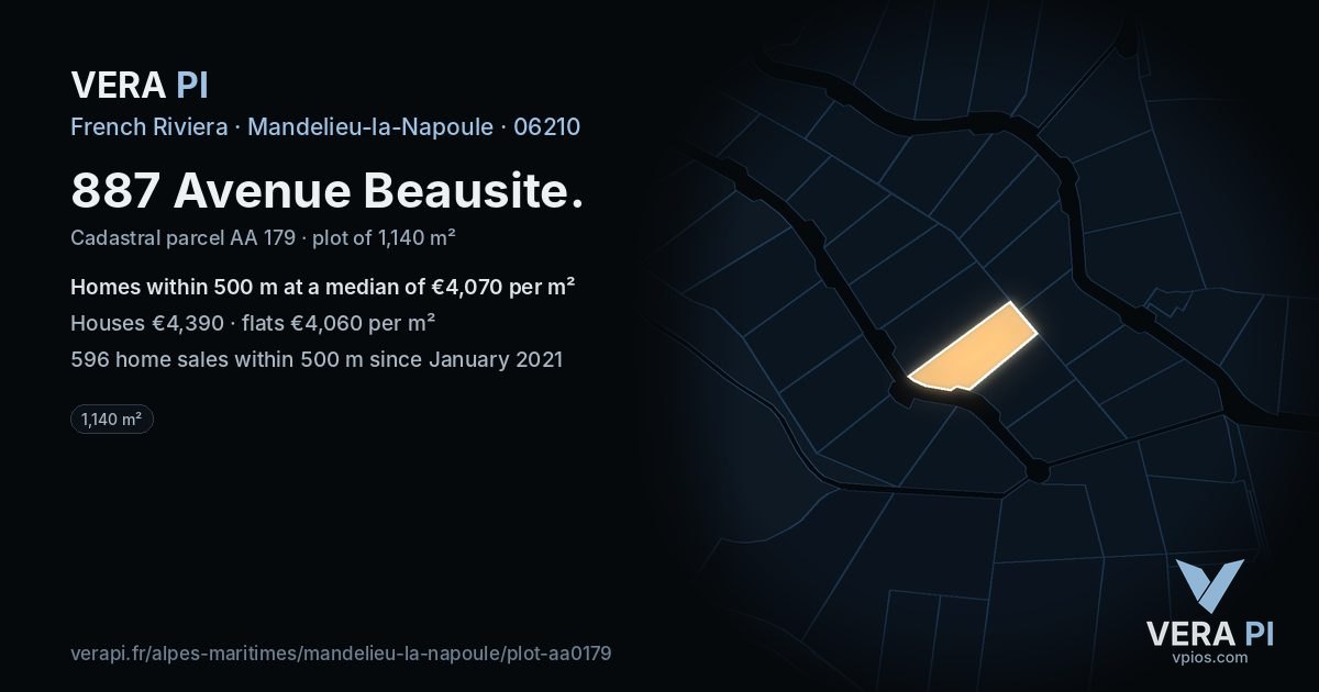 887 Avenue Beausite, Mandelieu-la-Napoule at night – the plot lit, the parcels around coloured by the prices near them