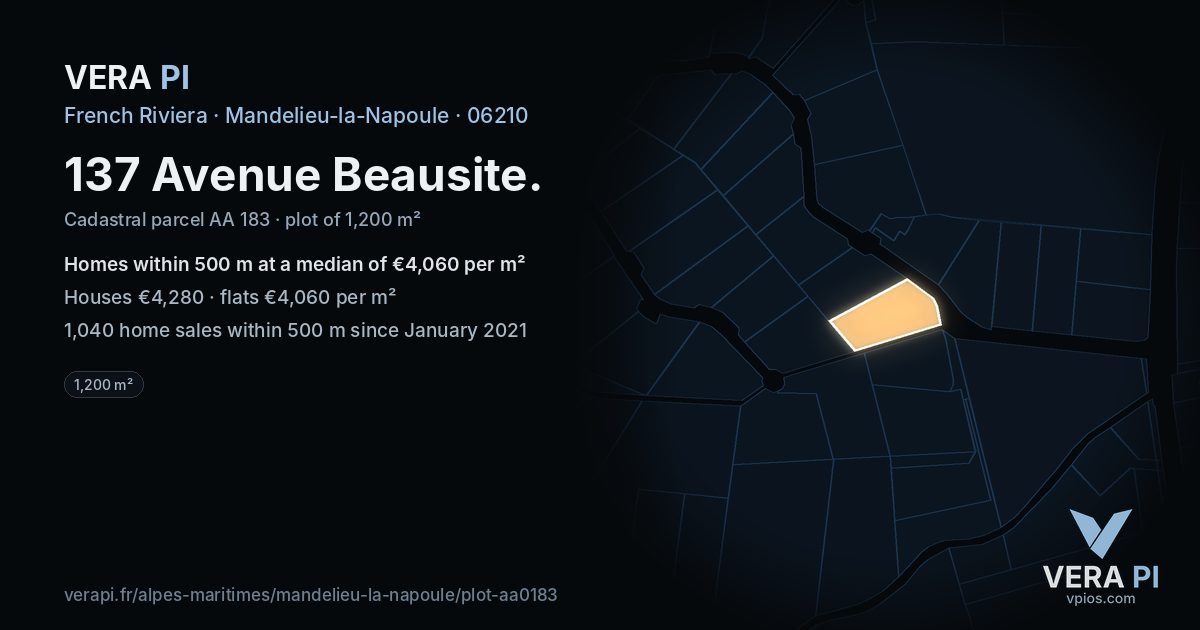 137 Avenue Beausite, Mandelieu-la-Napoule at night – the plot lit, the parcels around coloured by the prices near them