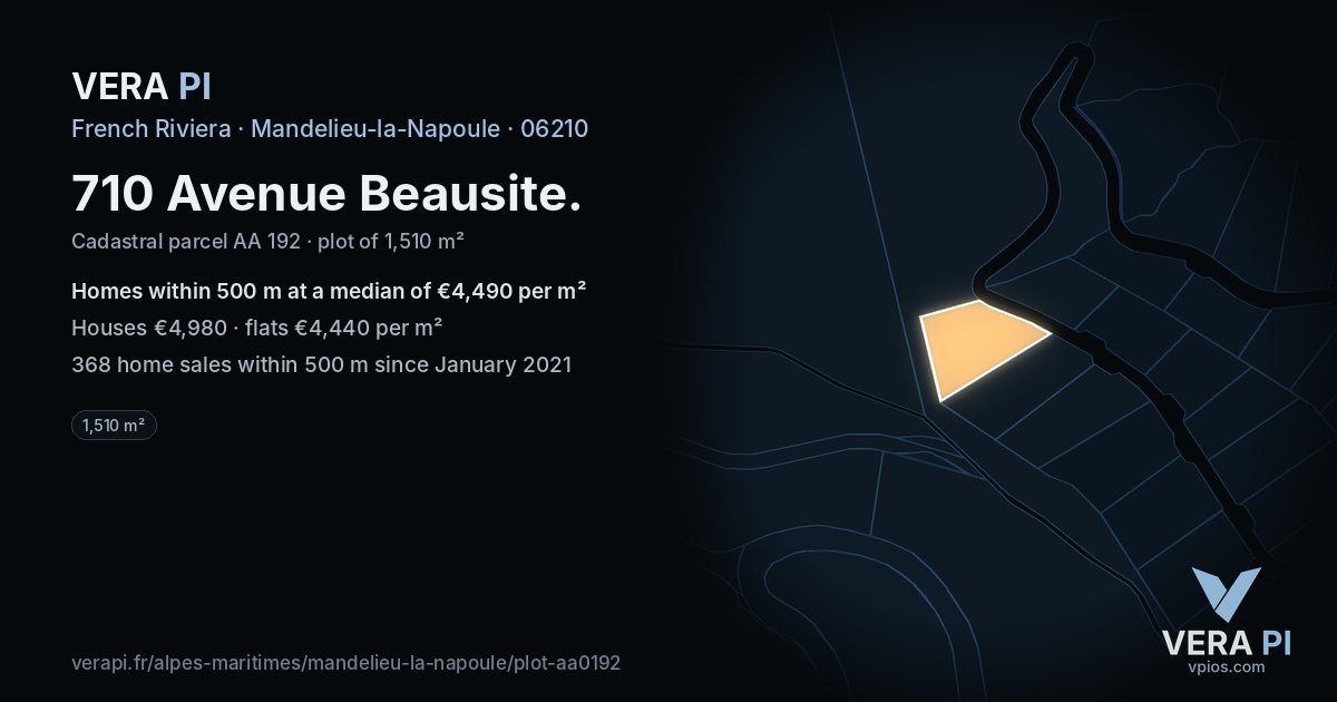 710 Avenue Beausite, Mandelieu-la-Napoule at night – the plot lit, the parcels around coloured by the prices near them