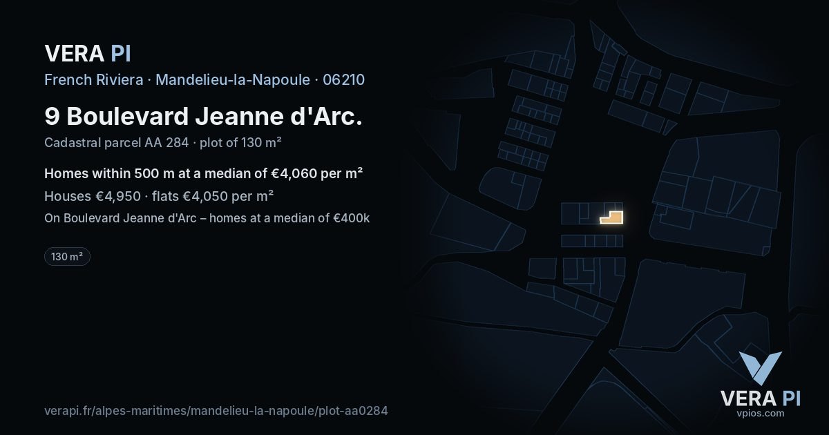 9 Boulevard Jeanne d'Arc, Mandelieu-la-Napoule at night – the plot lit, the parcels around coloured by the prices near them