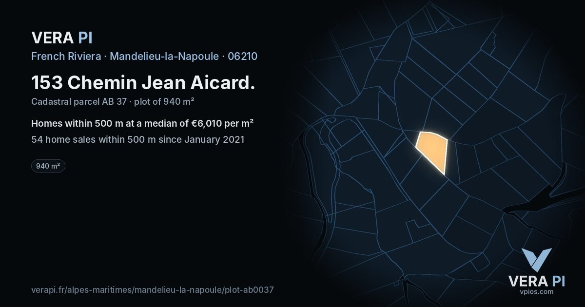 153 Chemin Jean Aicard, Mandelieu-la-Napoule at night – the plot lit, the parcels around coloured by the prices near them