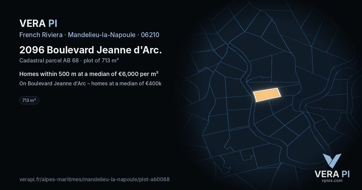 2096 Boulevard Jeanne d'Arc, Mandelieu-la-Napoule at night – the plot lit, the parcels around coloured by the prices near them