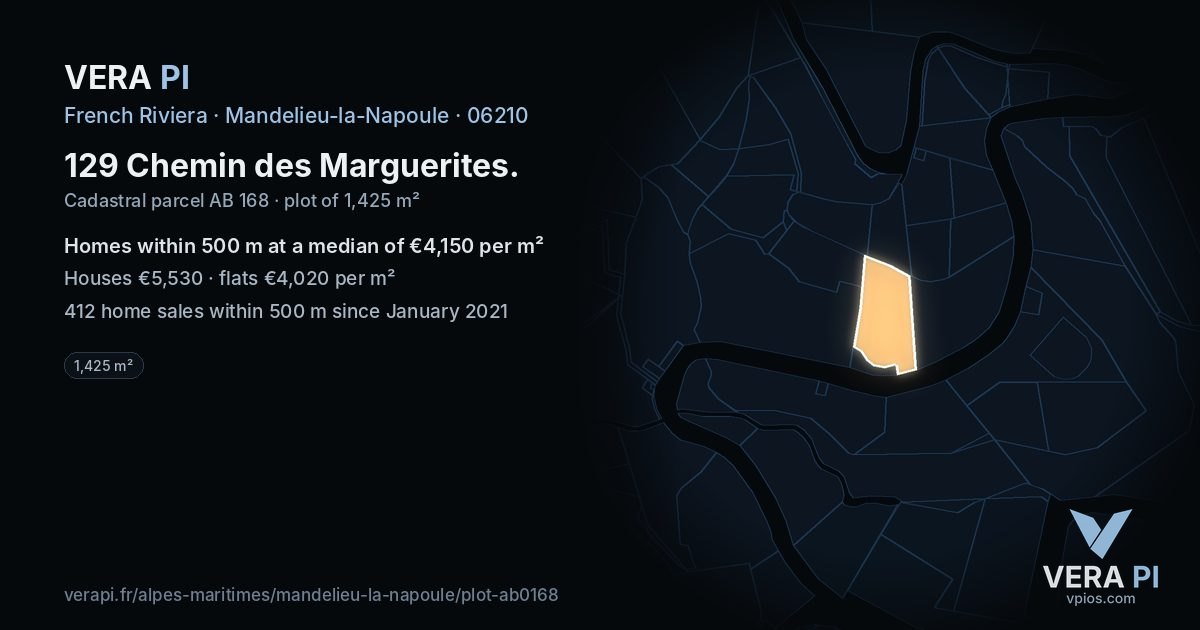 129 Chemin des Marguerites, Mandelieu-la-Napoule at night – the plot lit, the parcels around coloured by the prices near them