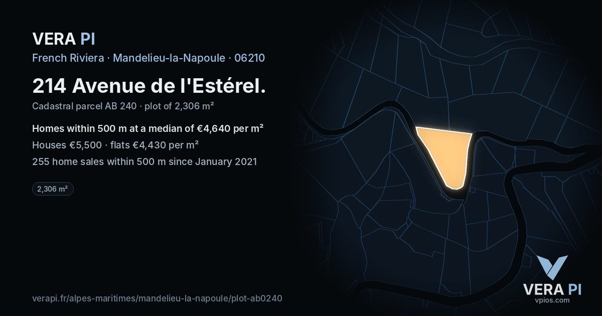 214 Avenue de l'Estérel, Mandelieu-la-Napoule at night – the plot lit, the parcels around coloured by the prices near them