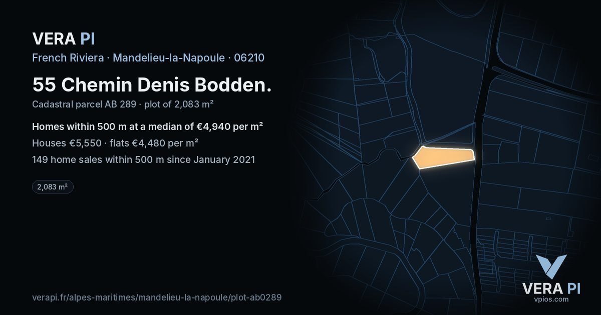 55 Chemin Denis Bodden, Mandelieu-la-Napoule at night – the plot lit, the parcels around coloured by the prices near them