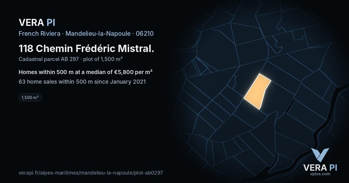 118 Chemin Frédéric Mistral, Mandelieu-la-Napoule at night – the plot lit, the parcels around coloured by the prices near them
