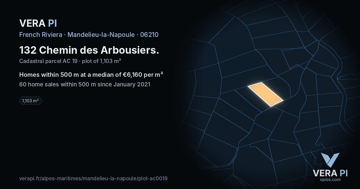 132 Chemin des Arbousiers, Mandelieu-la-Napoule at night – the plot lit, the parcels around coloured by the prices near them