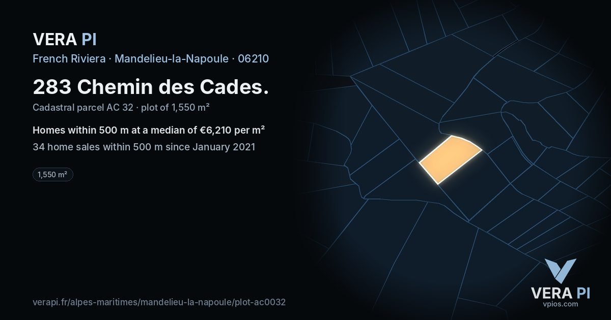 283 Chemin des Cades, Mandelieu-la-Napoule at night – the plot lit, the parcels around coloured by the prices near them