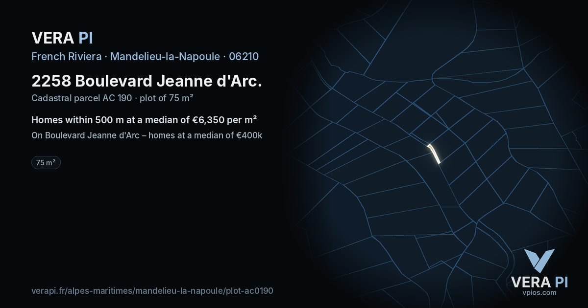 2258 Boulevard Jeanne d'Arc, Mandelieu-la-Napoule at night – the plot lit, the parcels around coloured by the prices near them