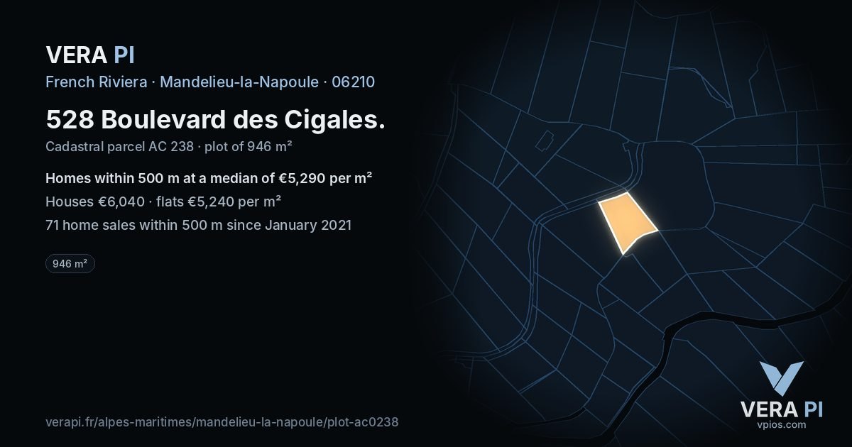 528 Boulevard des Cigales, Mandelieu-la-Napoule at night – the plot lit, the parcels around coloured by the prices near them