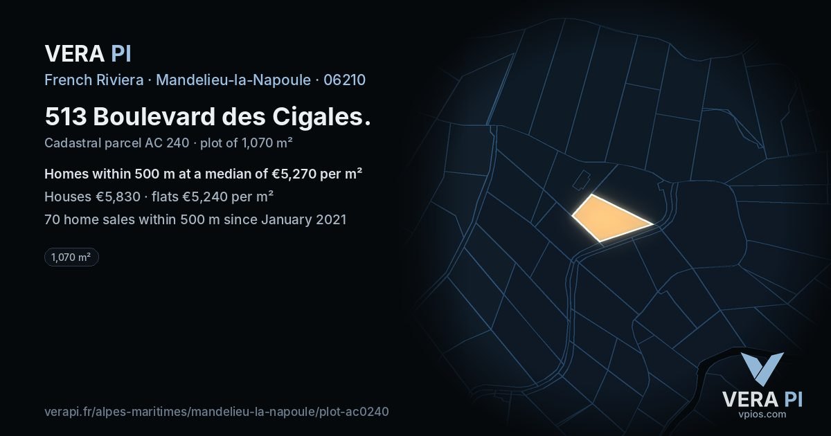 513 Boulevard des Cigales, Mandelieu-la-Napoule at night – the plot lit, the parcels around coloured by the prices near them