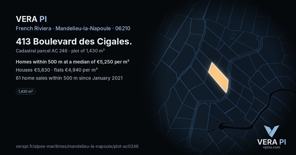 413 Boulevard des Cigales, Mandelieu-la-Napoule at night – the plot lit, the parcels around coloured by the prices near them