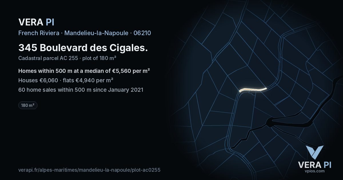 345 Boulevard des Cigales, Mandelieu-la-Napoule at night – the plot lit, the parcels around coloured by the prices near them