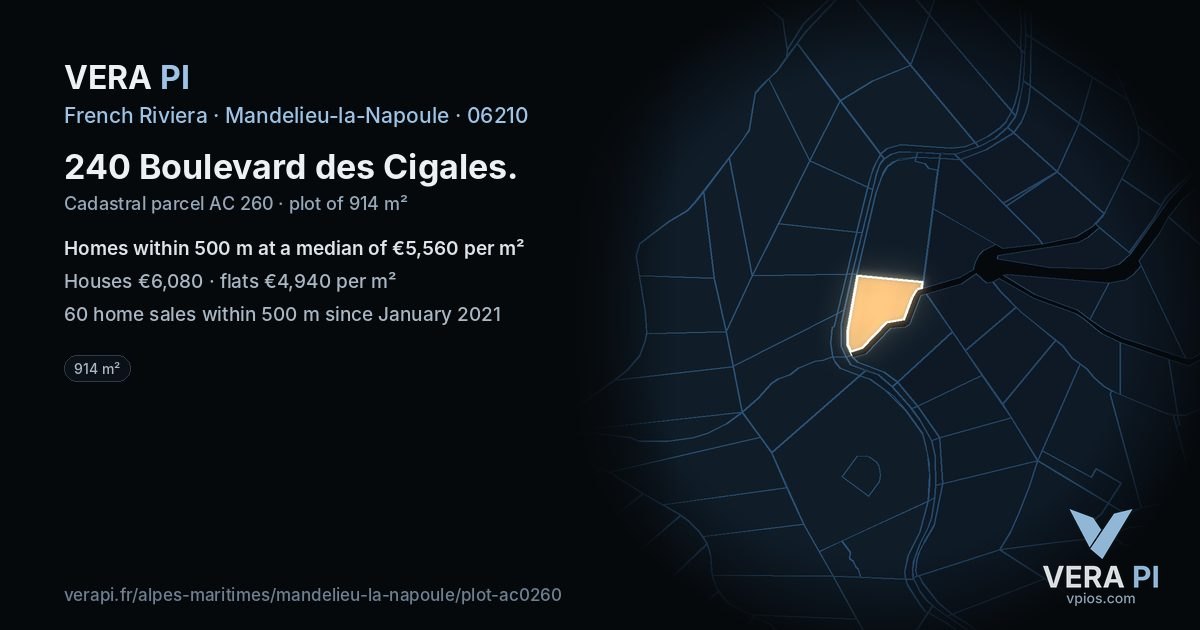 240 Boulevard des Cigales, Mandelieu-la-Napoule at night – the plot lit, the parcels around coloured by the prices near them