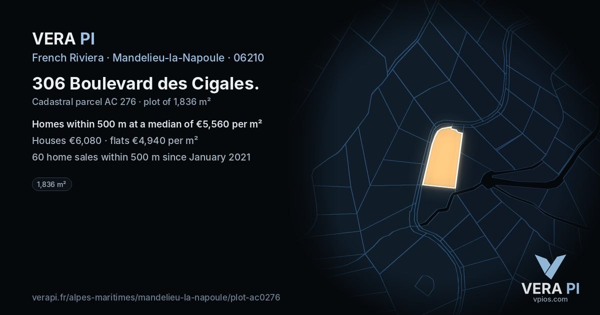 306 Boulevard des Cigales, Mandelieu-la-Napoule at night – the plot lit, the parcels around coloured by the prices near them